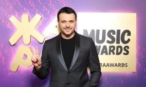 Эмин Агаларов отдохнул в Дубае сразу с двумя бывшими жёнами