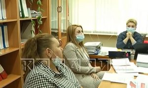 Нижегородская учительница не отпустила первоклашку в туалет, и он обкакался на уроке