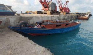 На Карибах нашли лодку-призрак с 20 мертвецами, которых убило неизвестно что