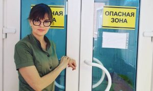 Сотрудники ковидного госпиталя Ростова три дня говорили о «стабильном» состоянии умершей пациентки