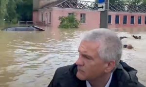 Крым затопило: Керчь ушла под воду после тропического шторма