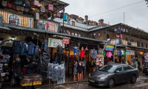 Пришли, посидели и ушли: чиновники Петербурга проигнорировали встречу по реставрации Апраксина двора