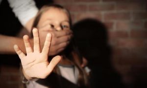 В иркутском интернате подросток насиловал трехлетних малышей. Директор молчала и увольняла жалующийся на изверга персонал