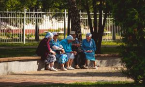 «Купят хлеба и молока»: размер новых пенсий впечатлил не всех