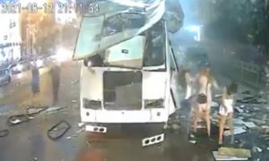 Опубликованы два видео момента взрыва автобуса в Воронеже