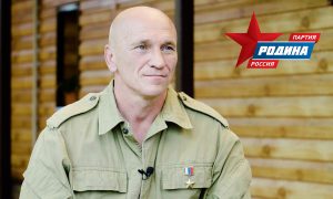 «Ангел русского духа»: Герой России Андрей Богатов впервые рассказал о легендарном подвиге и помощи защитникам Родины