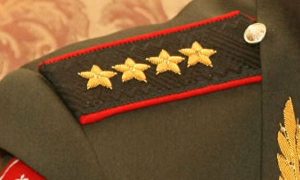 «В бой идут одни старики»: российским генералам, адмиралам и маршалам разрешат служить вечно