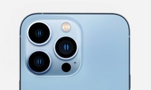 Apple представила новый iPhone 13 с тремя камерами и в четырех цветах
