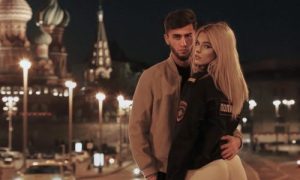 Таджикского блогера выдворят из России за имитацию орального секса с 