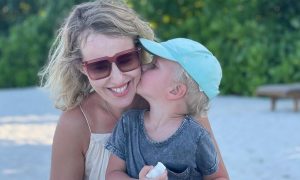 «Что надо сделать, чтобы родились бэйбики?»: 4-летний сын Собчак застал маму врасплох неудобным вопросом