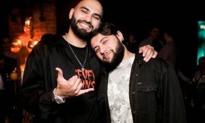 «Отмахнулся ногой»: HammAli & Navai объяснили, за что ударили фанатку на концерте