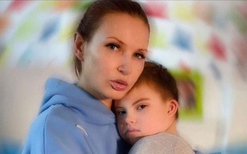 «Меня трясёт уже целые сутки»: Эвелина Блёданс вступилась за изнасилованного ребенка-аутиста на Кубани 