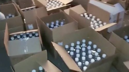 код 2 сайт водка. paleny i alkogol 1. код 2 сайт водка фото. код 2 сайт водка-paleny i alkogol 1. картинка код 2 сайт водка. картинка paleny i alkogol 1. Импортеров алкоголя из стран Евразийского экономического союза (ЕАЭС) могут обязать предоставлять банковскую гарантию в таможенные органы. О предложении Минфина России, которое может коснутся поставок белорусской водки и армянского коньяка, говорится в документе «Основные направления бюджетной, налоговой и таможенно-тарифной политики на 2022–2024 годы», пишут «Ведомости».