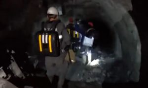 «Мог выйти, но отдал самоспасатель»: горный мастер ценой своей жизни спас 10 человек на шахте «Листвяжная»