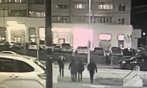 После избиения приезжими мужчины с ребенком в Новой Москве полиция устроила массовые рейды