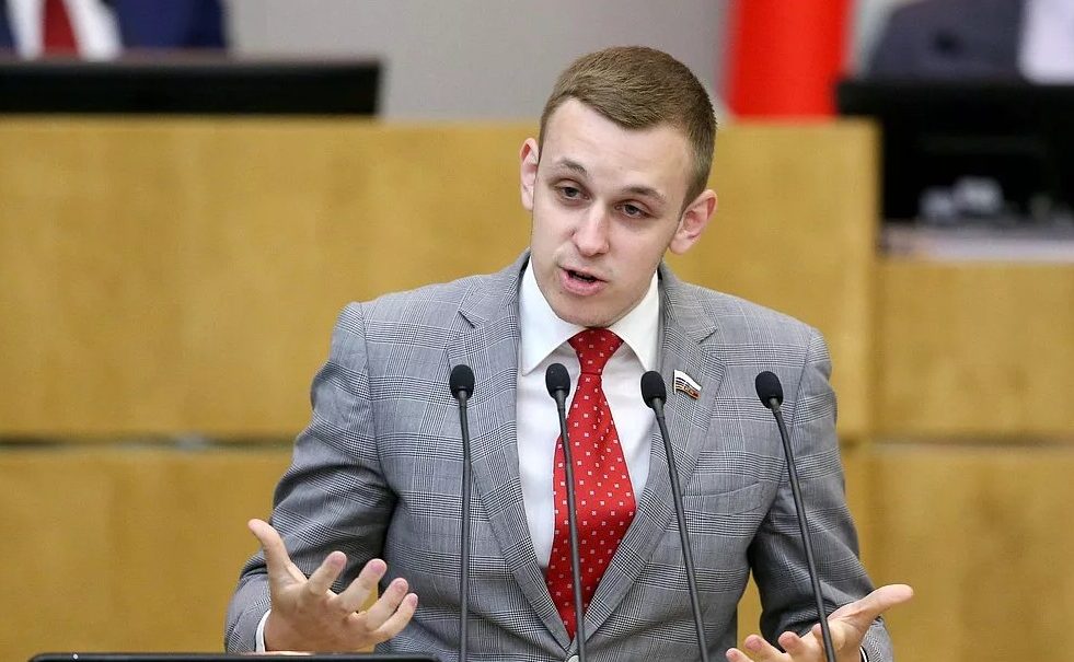 За поддержку мятежа ЧВК “Вагнера” могут исключить из ЛДПР депутата Госдумы Василия Власова 