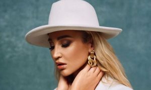 «Рука атрофировалась»: Бузова вышла на связь из больницы после тревоги поклонников