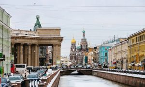 Вот это поворот: в Петербурге вводят обязательную вакцинацию для пожилых людей