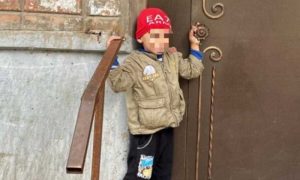 Маугли по-таганрогски: голодный 5-летний ребёнок гуляет один по улицам