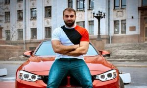 Известный автоблогер устроил аварию с погибшими в центре Москве