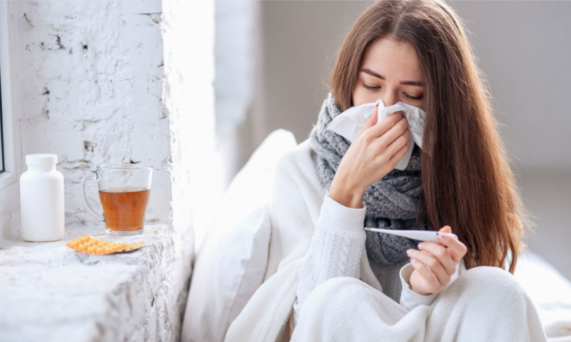 Шесть ошибок при лечении простуды: немецкие врачи перечислили опасные заблуждения 