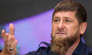 «Главой семьи всегда бывает мужчина»: Рамзан Кадыров заявил, что женщина не может управлять Чечней