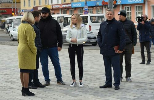 Красотку с модельной внешностью назначили главной по фасадам и дворам Подмосковья