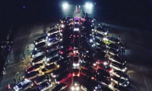 В Краснодаре на видео сняли эффектный новогодний флешмоб с участием вертолета