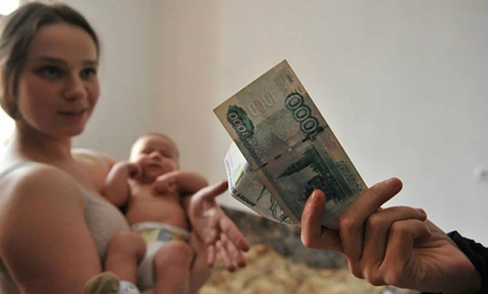 В 2022 году российские семьи с детьми получат новые выплаты 