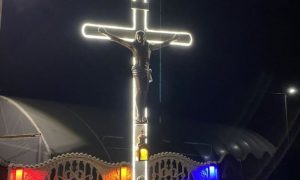 Сияющий Иисус стал причиной увольнения полицейского начальника в Молдове