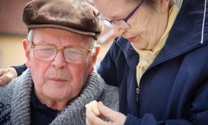 Много денег и сразу: пенсионерам напомнили о больших выплатах в декабре