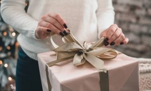 Пять безошибочных способов узнать, какой подарок хотят получить друзья и родные на Новый год