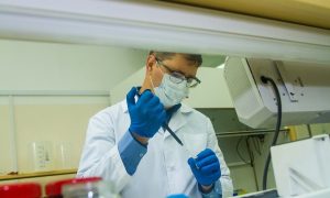 Стопроцентная защита от коронавируса: учёные заявили о создании уникальной вакцины