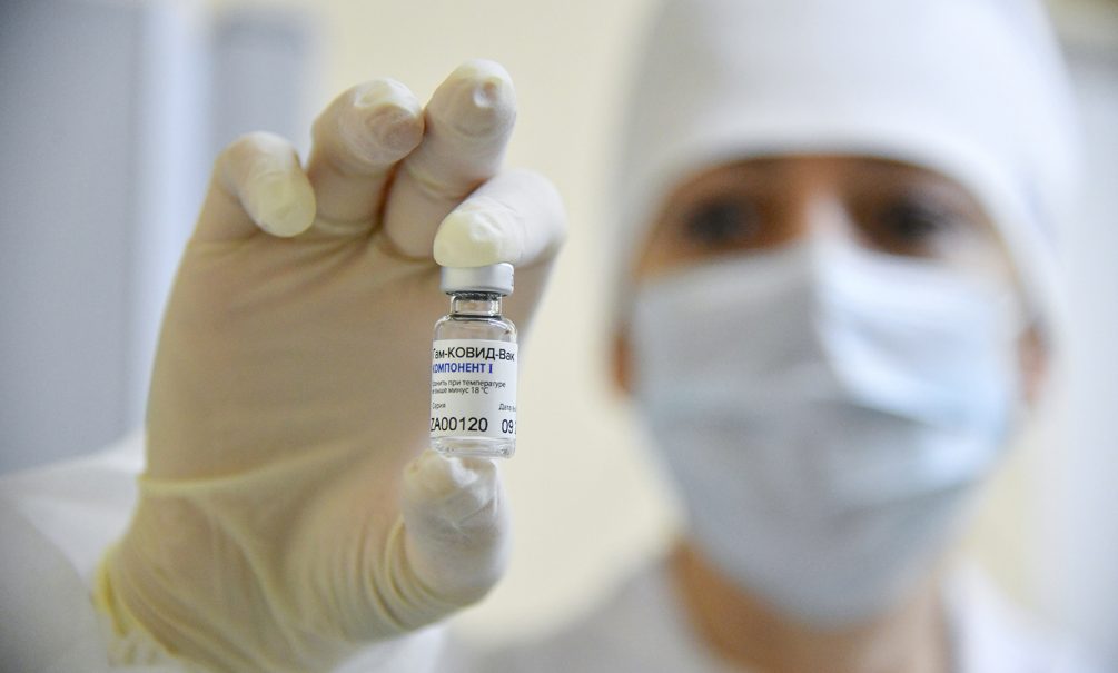 «Нуждаемся в аргументации»: российские ученые и врачи потребовали раскрыть данные о вакцинации 
