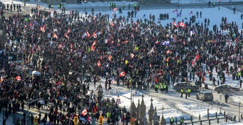 Часики тикают: Гинцбург заявил, что «Спутник Лайт» защитит от «омикрона» всего на три месяца