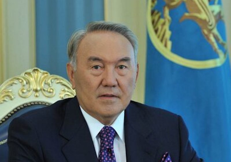«Он-таки ушёл в мир иной»: политолог объяснил происходящее в Казахстане проблемой наследования из-за смерти Назарбаева 