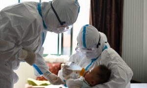 «Нужна срочная госпитализация»: врач предупредил о смертельной опасности «омикрона» для детей