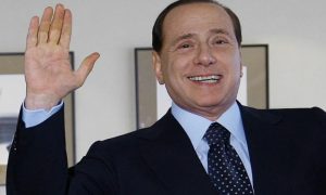 Сильвио Берлускони снял свою кандидатуру с выборов президента Италии