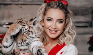 «Я не пущу тебя!»: Ольга Бузова выставила за дверь свою визажистку