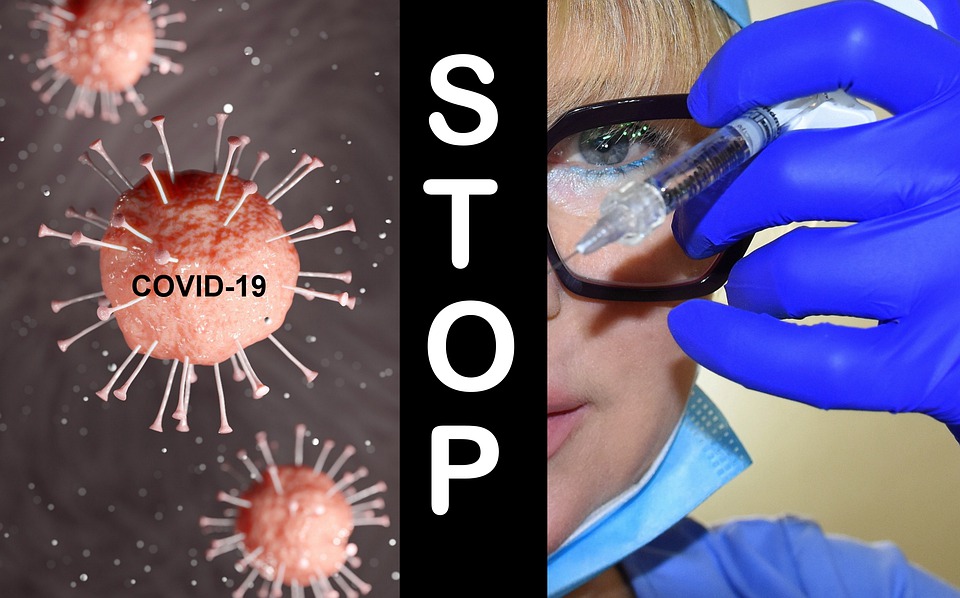Прививки не спасут: вирусологи предложили изменить методы борьбы с пандемией COVID-19 