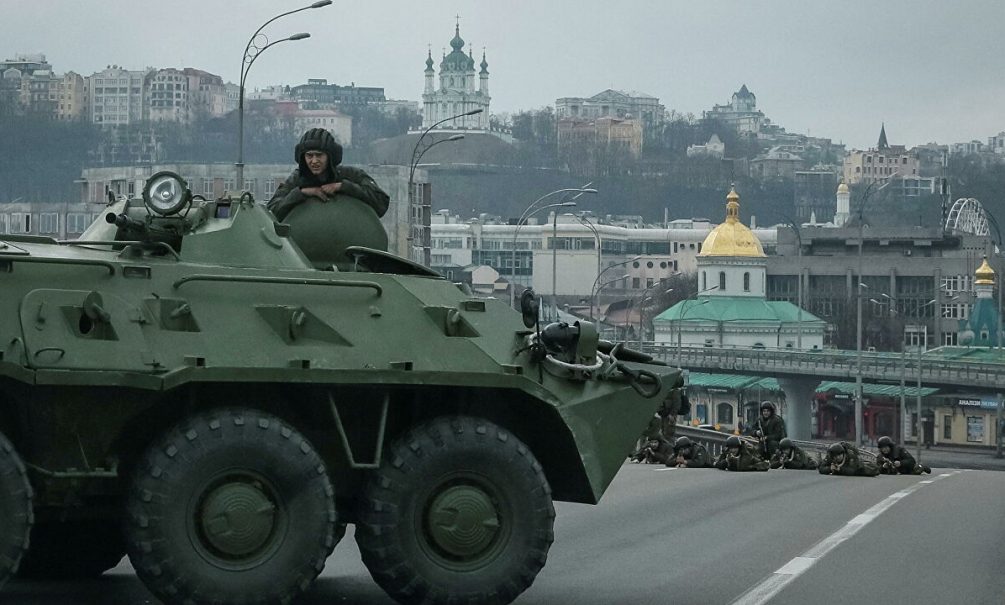 Танки в Киеве: мэр Кличко заявил о прорыве российских войск к столице 