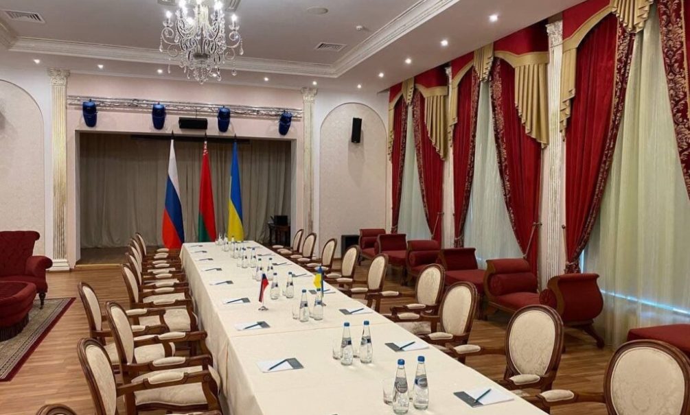 Украинская делегация прибыла в Белоруссию для переговоров с РФ 