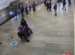 Мигранты из Таджикистана избили двух полицейских на станции московском метро. Видео