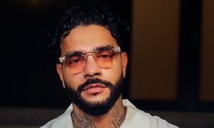 «А что с лицом?»: свежее фото «постаревшего» Тимати бурно обсудили в Сети