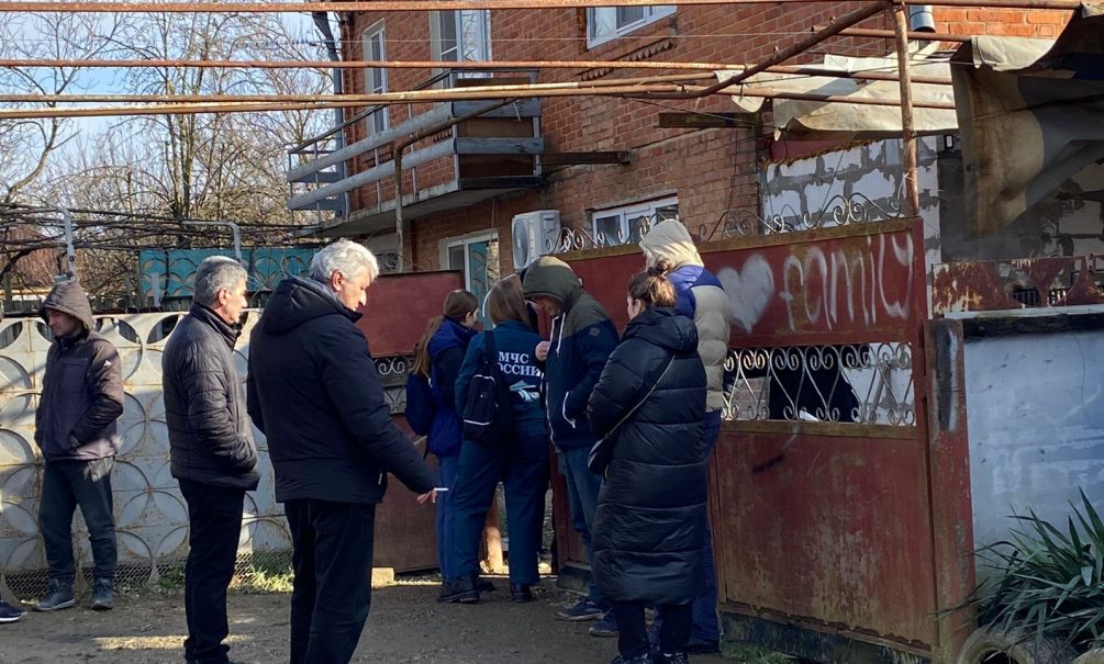 На Кубани мать с четырьмя детьми загадочно умерли от отравления угарным газом 