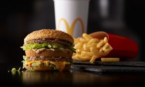 «Котлеты и булки сами делать умеем»: в России хотят создать аналог McDonald’s