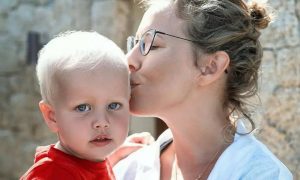 Уехавшую из России «в отпуск» Ксению Собчак с сыном заметили в Израиле