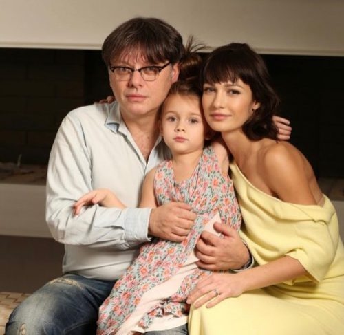 Известно, кто заменил мать 12-летней дочке скончавшейся Евгении Брик