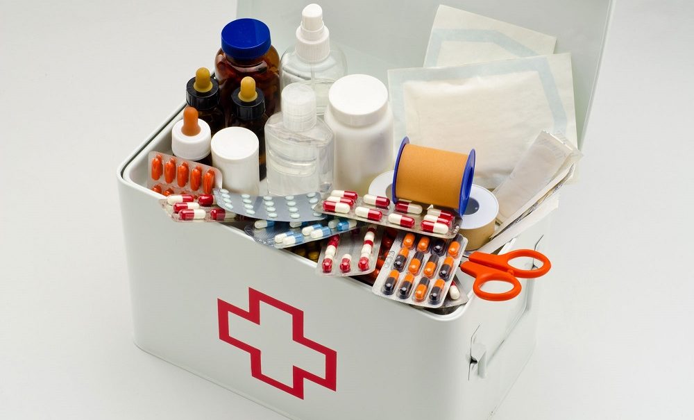 «Санкционная аптечка»: врач объяснил, какими российскими аналогами можно заменить импортные лекарства 