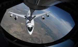 США подняли в небо сразу четыре самолета управления коммуникациями при ядерной войне
